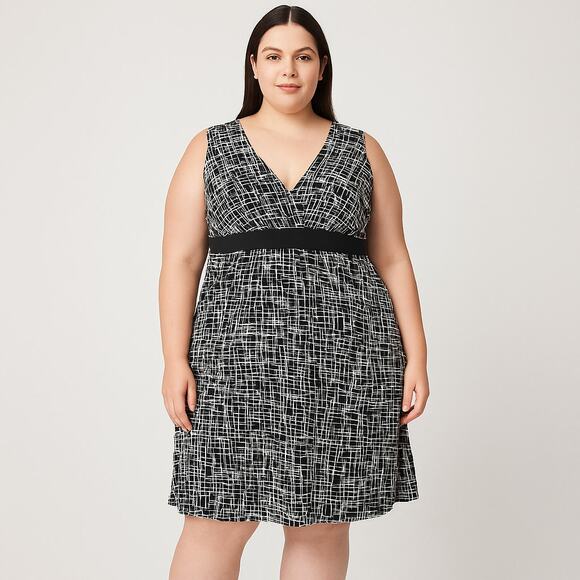 Avenue Black & White Abstract Print Sleeveless Dress – Size 26/28 - Picture 3 of 6